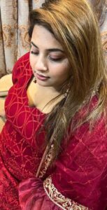 indian CHUBBY bhabhi new VIRAL look 2025